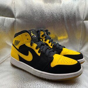 Size 8.5 Nike Air Jordan 1 Retro Mid New Love Mens Yellow Black Shoes 554724-035